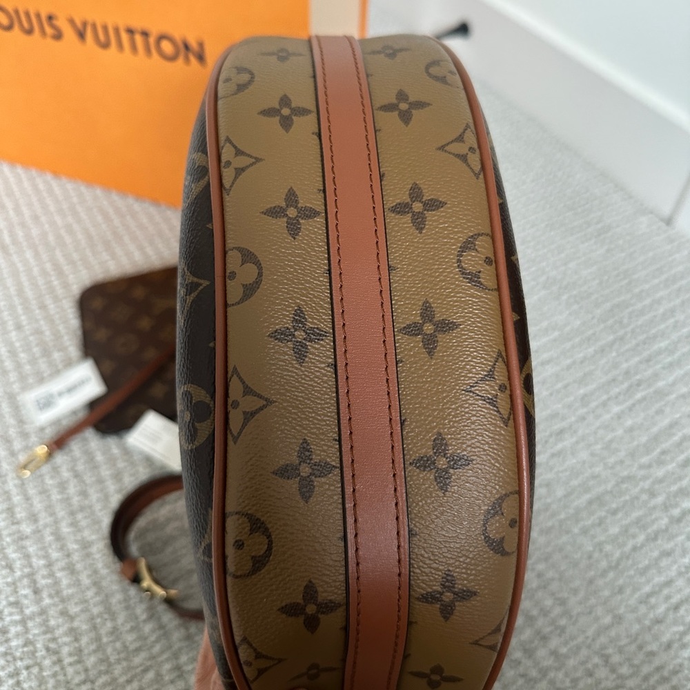 100% Authentic Louis Vuitton Loop Hobo Mm - Like … - image 2